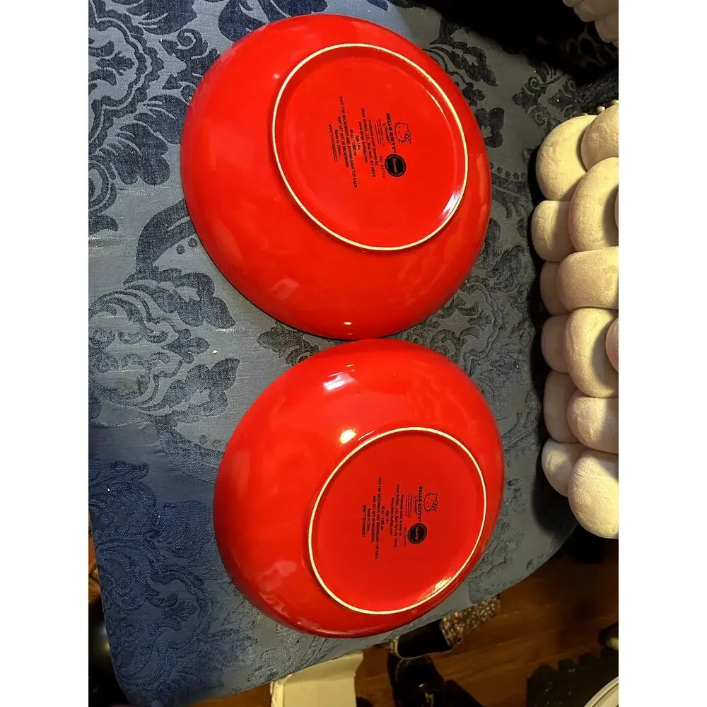 Hello Kitty Red and White Bowls (2)
